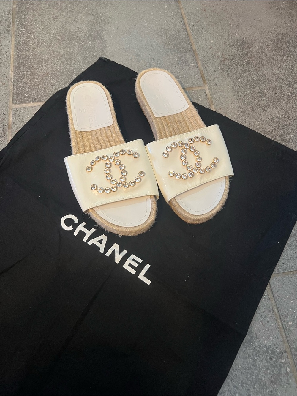 CHANEL Zirconium Bijou COCO MARK Mules. White. Size 36. New With Dust Bag